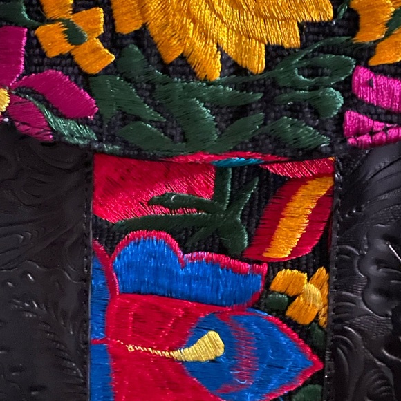 Vegan Backpack, Black backpack, Embroidered Backpack, Floral Backpack, Vegan - Picture 12 of 13